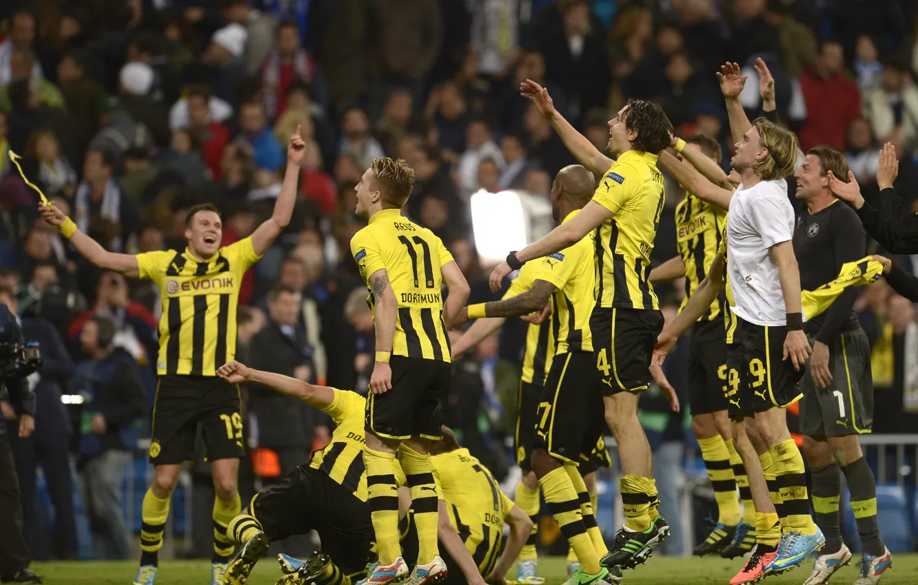 Photo wallpaper Sport, Football, Football, Sport, Borussia Dortmund, Marcel Schmelzer, Kevin Grosskreutz, BVB