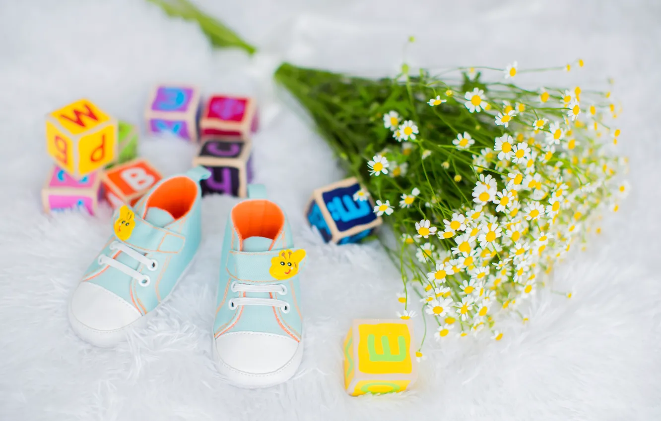 Photo wallpaper joy, happiness, flowers, children, heat, cubes, chamomile, pregnancy