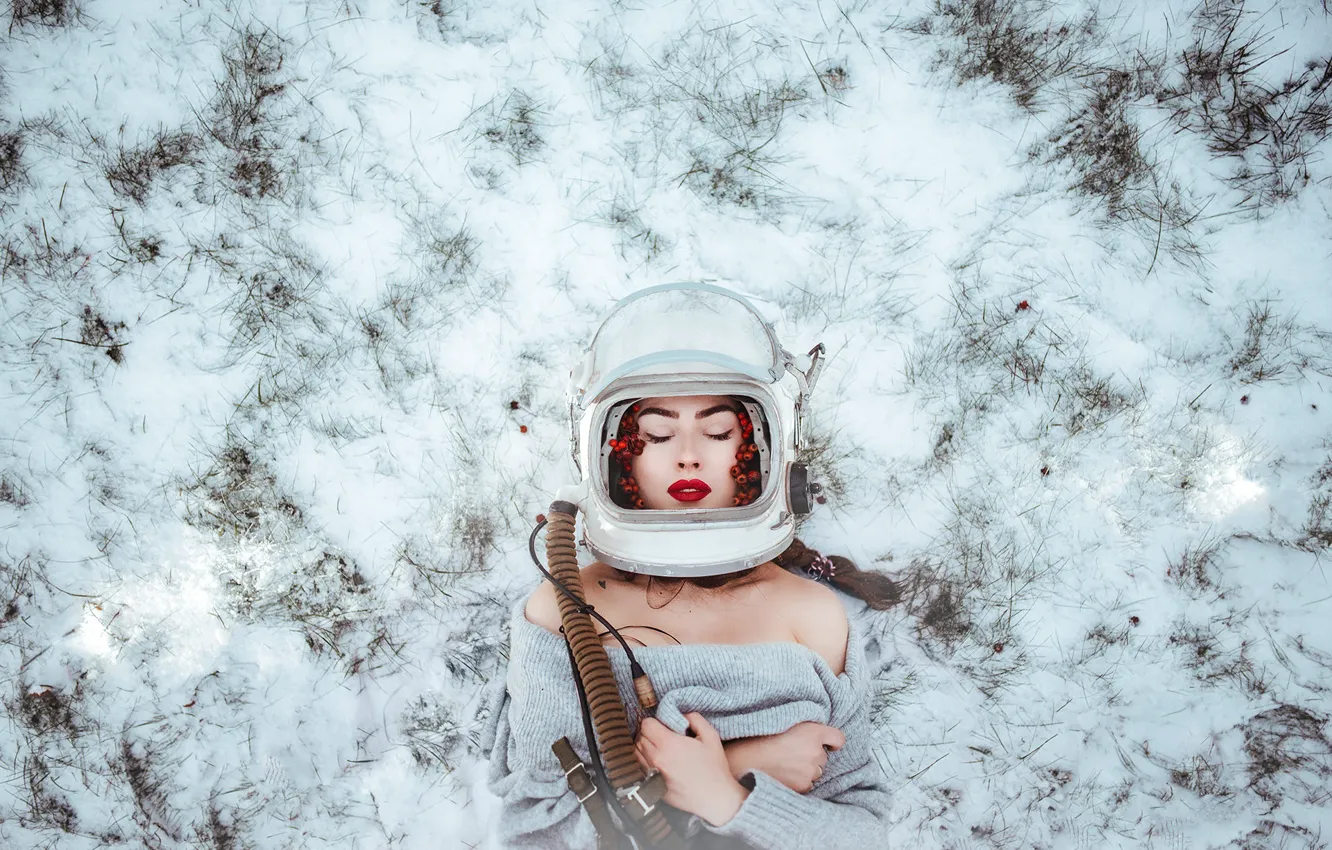 Photo wallpaper winter, glass, girl, snow, berries, sleep, astronaut, makeup