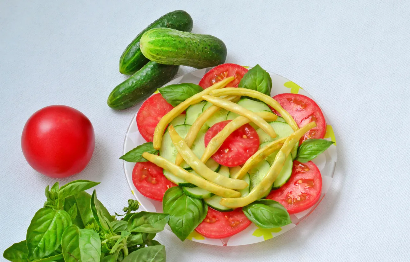 Photo wallpaper photo, food, plate, vegetables, tomatoes, cucumbers