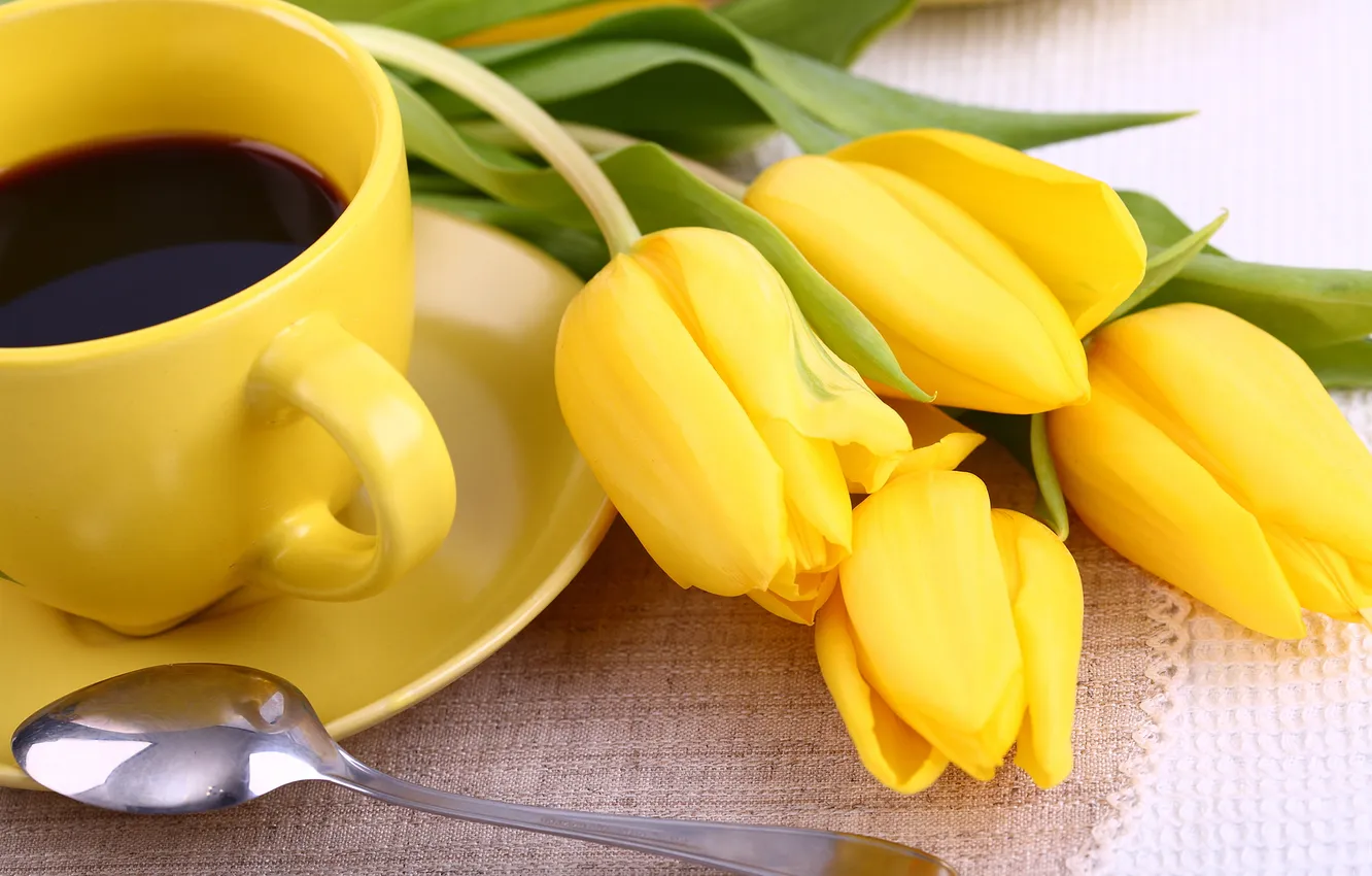 Photo wallpaper yellow, flowers, cup, tulips, coffee, breakfast