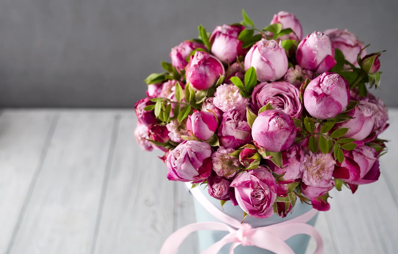 Photo wallpaper drops, roses, bouquet