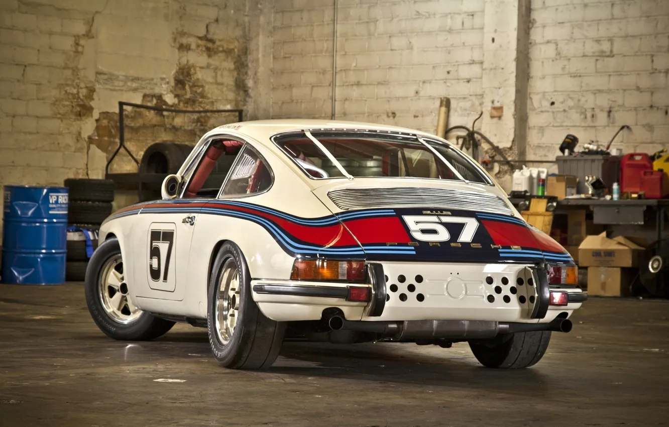 Photo wallpaper garage, 911, Porsche, 1969, supercar, Porsche, rear view, racing car