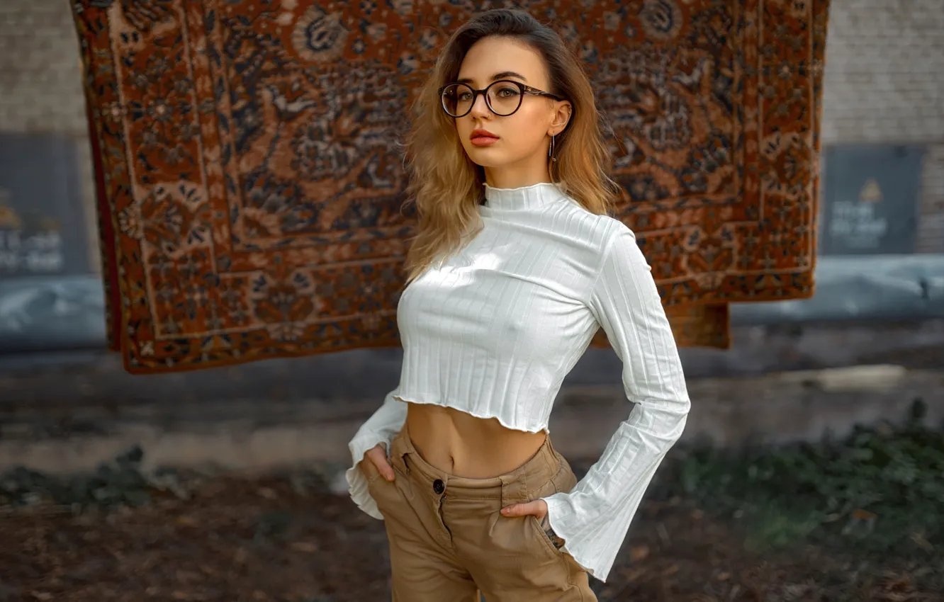 Photo wallpaper look, girl, pose, carpet, model, portrait, makeup, figure