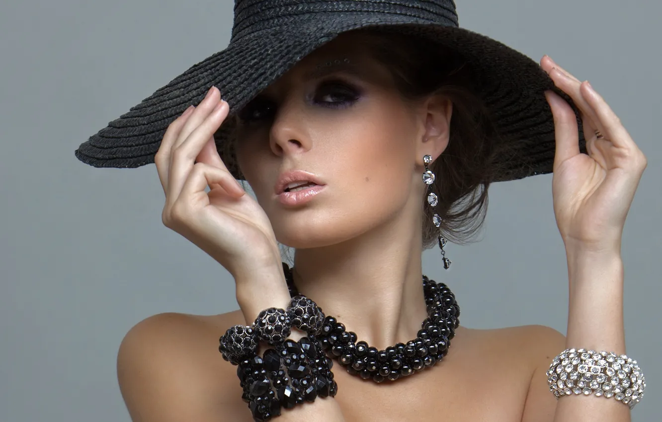 Photo wallpaper look, style, model, hat, earrings, necklace, shoulders
