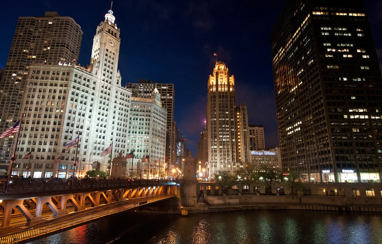 Photo wallpaper night, bridge, the city, lights, river, flags, Chicago