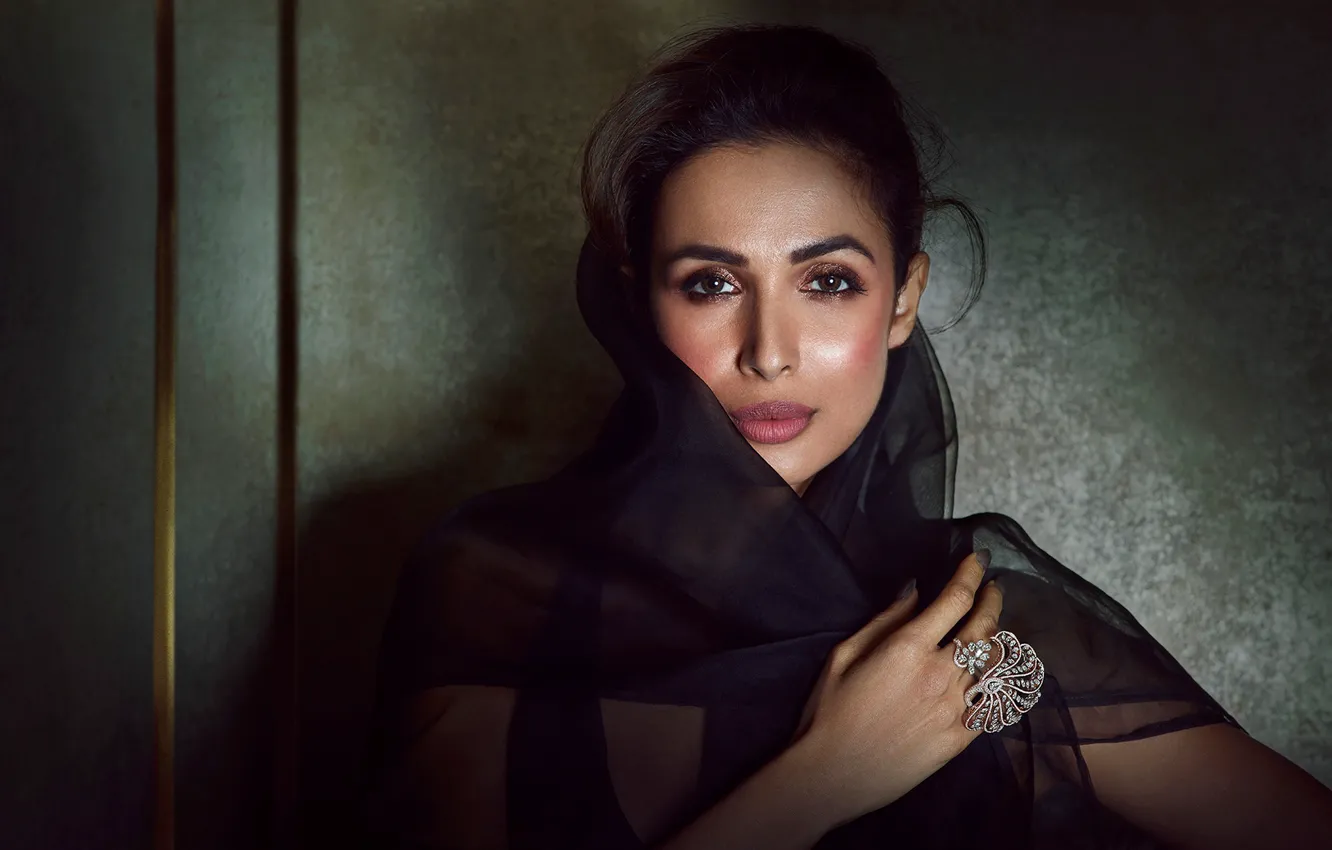 Photo wallpaper hot, bollywood, jewelery, indian actress, Malaika arora