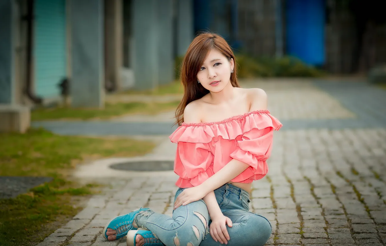 Photo wallpaper look, girl, street, Asian