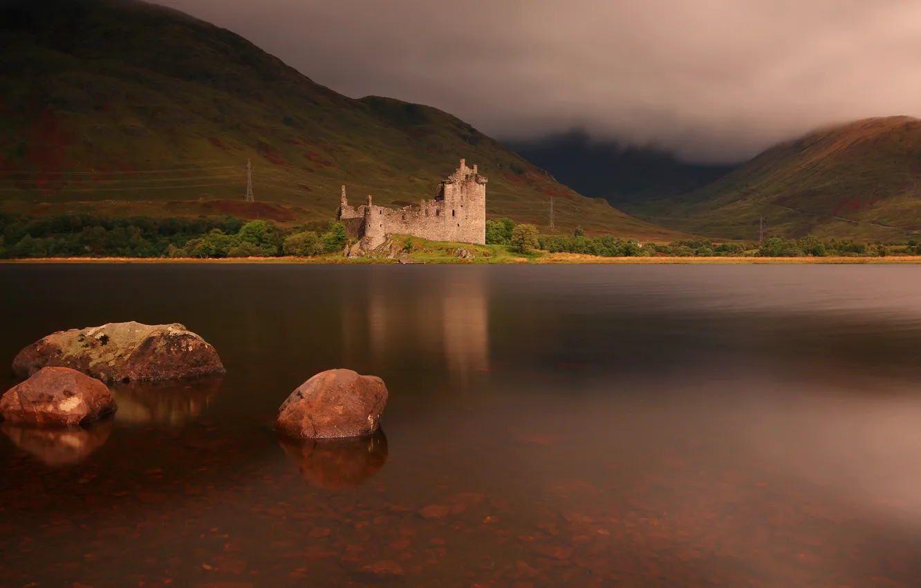 Photo wallpaper autumn, mountains, stones, castle, overcast, hills, shore, Scotland