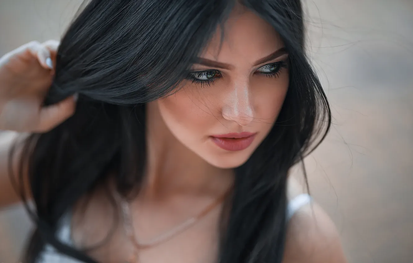 Photo wallpaper close-up, face, pose, model, portrait, makeup, brunette, hairstyle