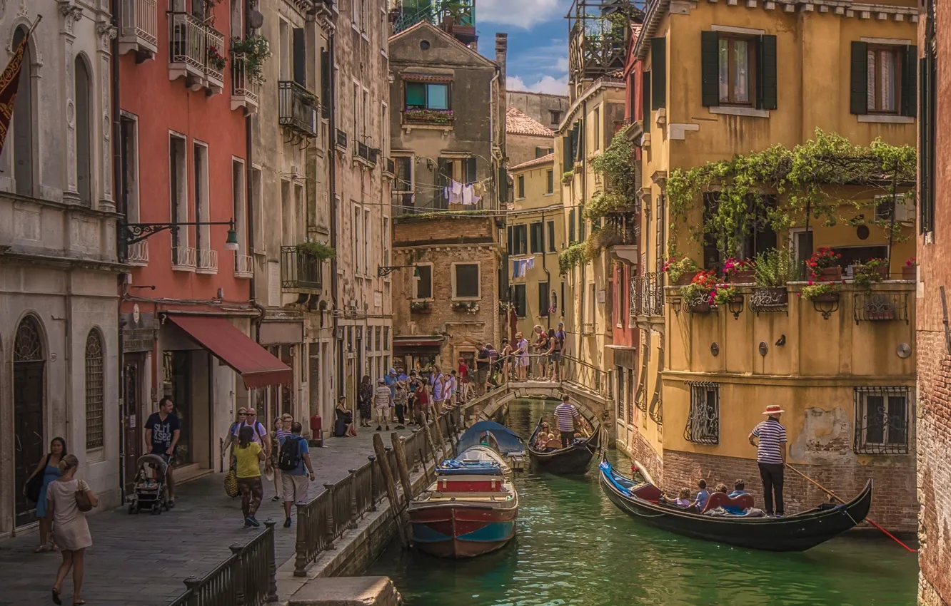 Photo wallpaper city, windows, Italy, bridge, water, people, houses, Venice