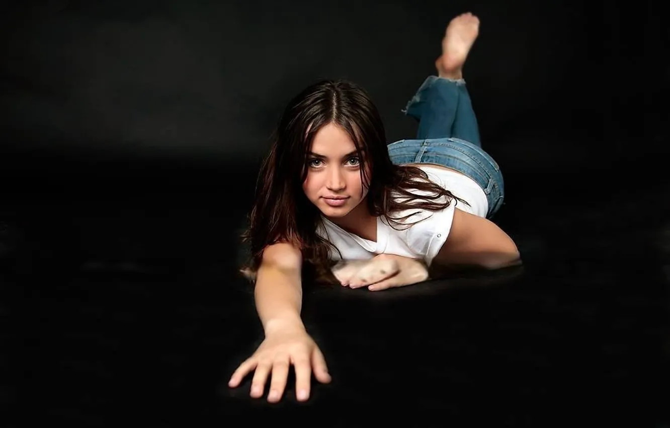 Photo wallpaper look, jeans, barefoot, Mike, actress, brunette, beautiful, Ana de Armas