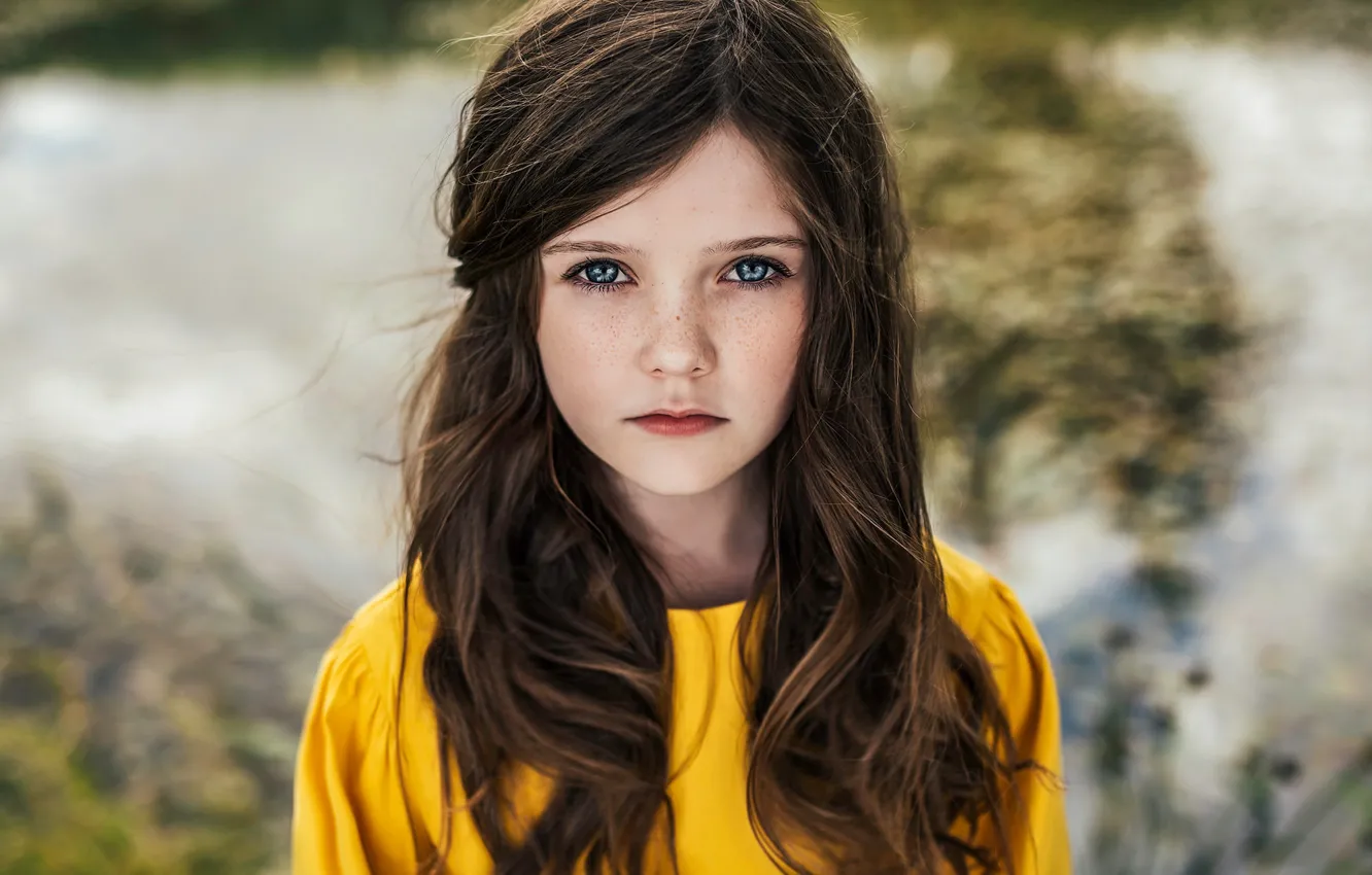 Photo wallpaper portrait, girl, freckles, Paulina Stalij-Duczman