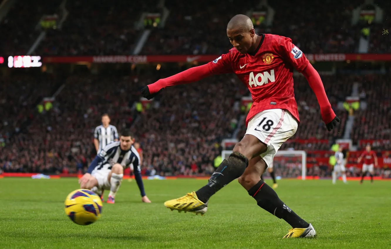 Photo wallpaper young, Manchester United, Old Trafford, red devil