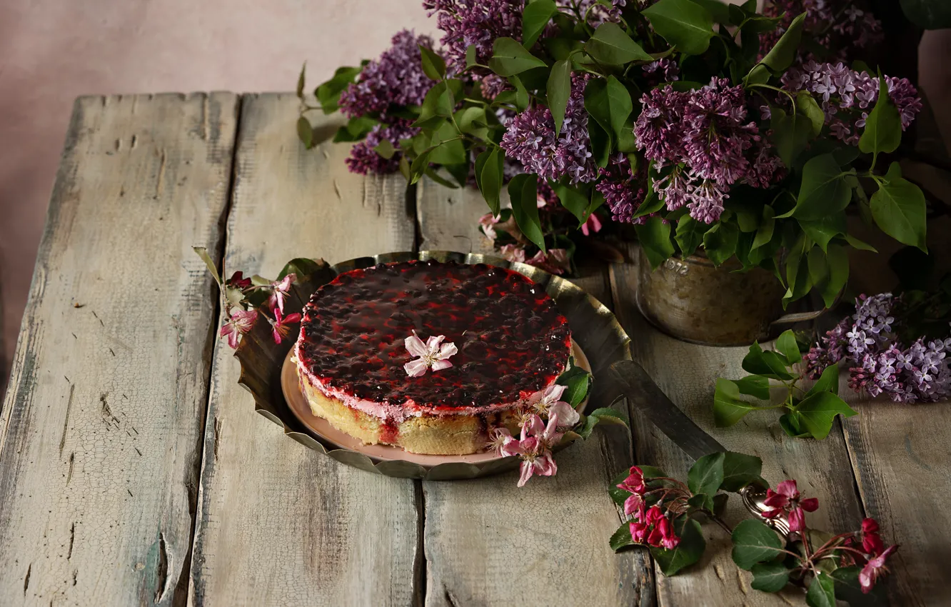 Photo wallpaper berries, bouquet, pie, vase, lilac