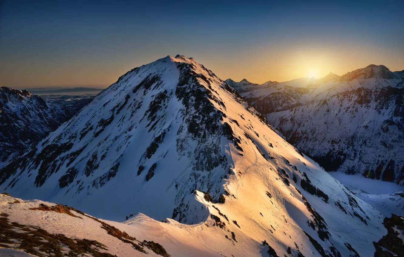 Photo wallpaper the sky, the sun, snow, mountains, sunrise, dawn, Carpathians, Tatras