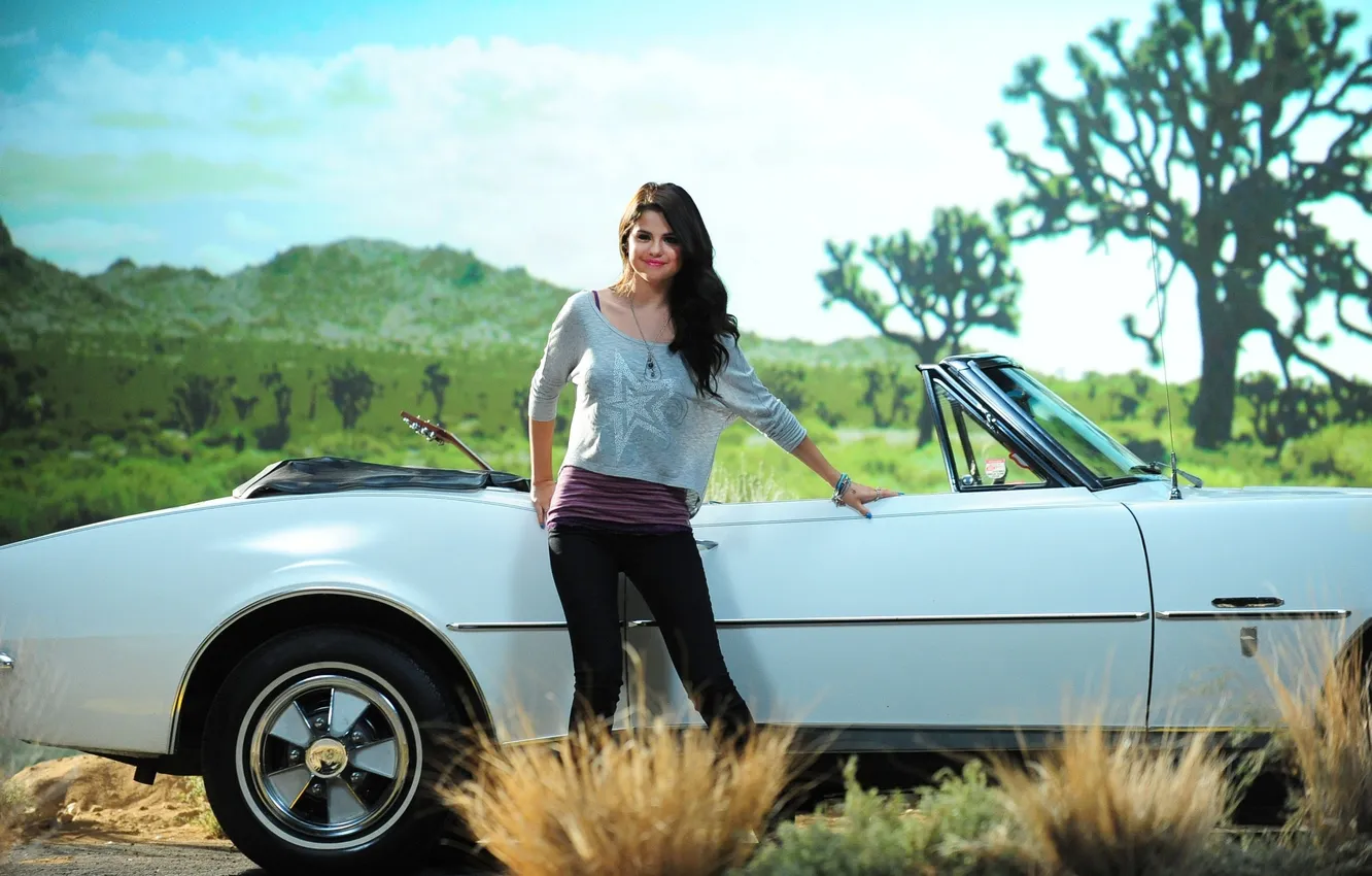 Photo wallpaper model, actress, beauty, singer, car, Selena Gomez, latina