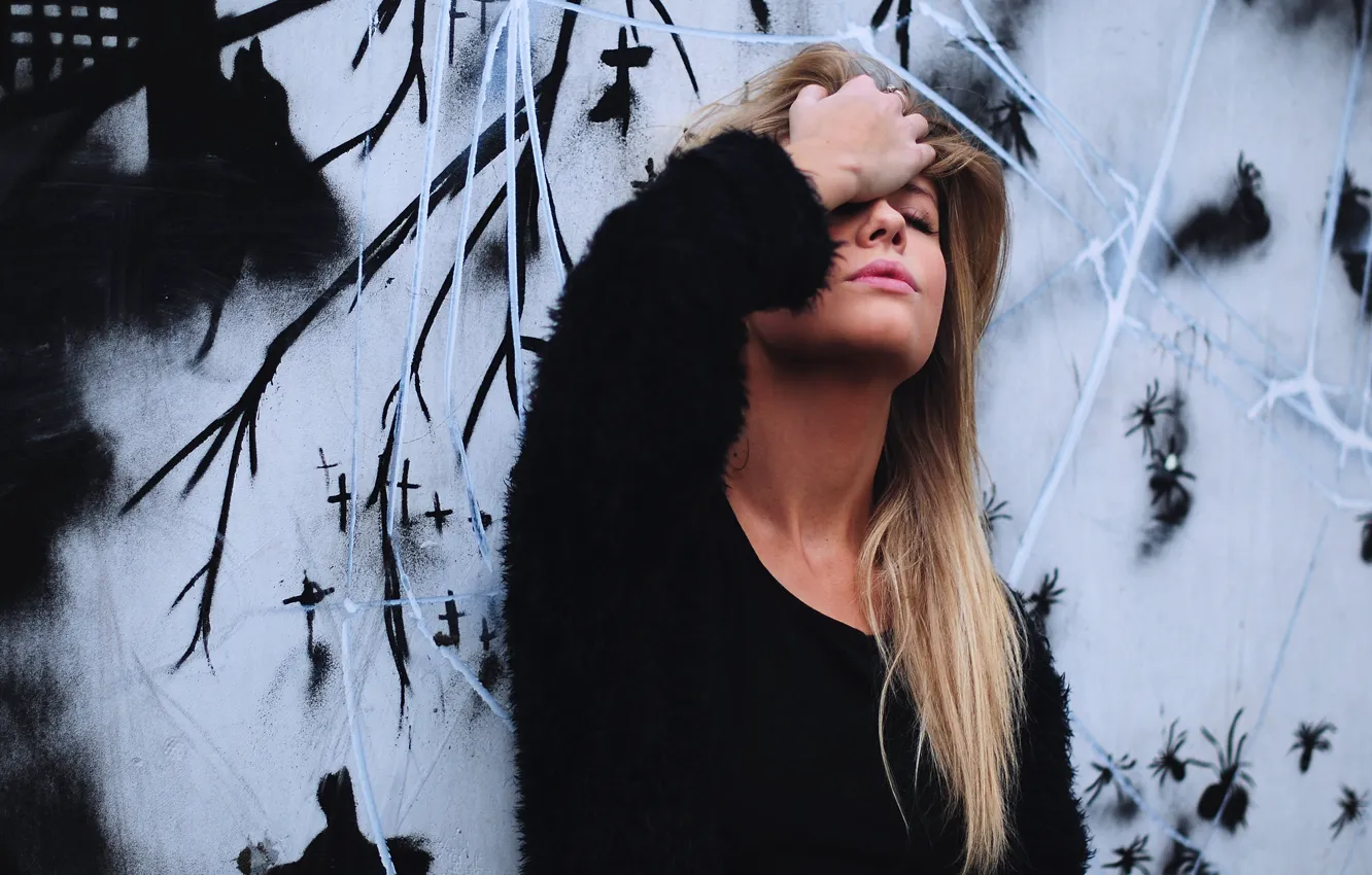 Photo wallpaper girl, graffiti, in black