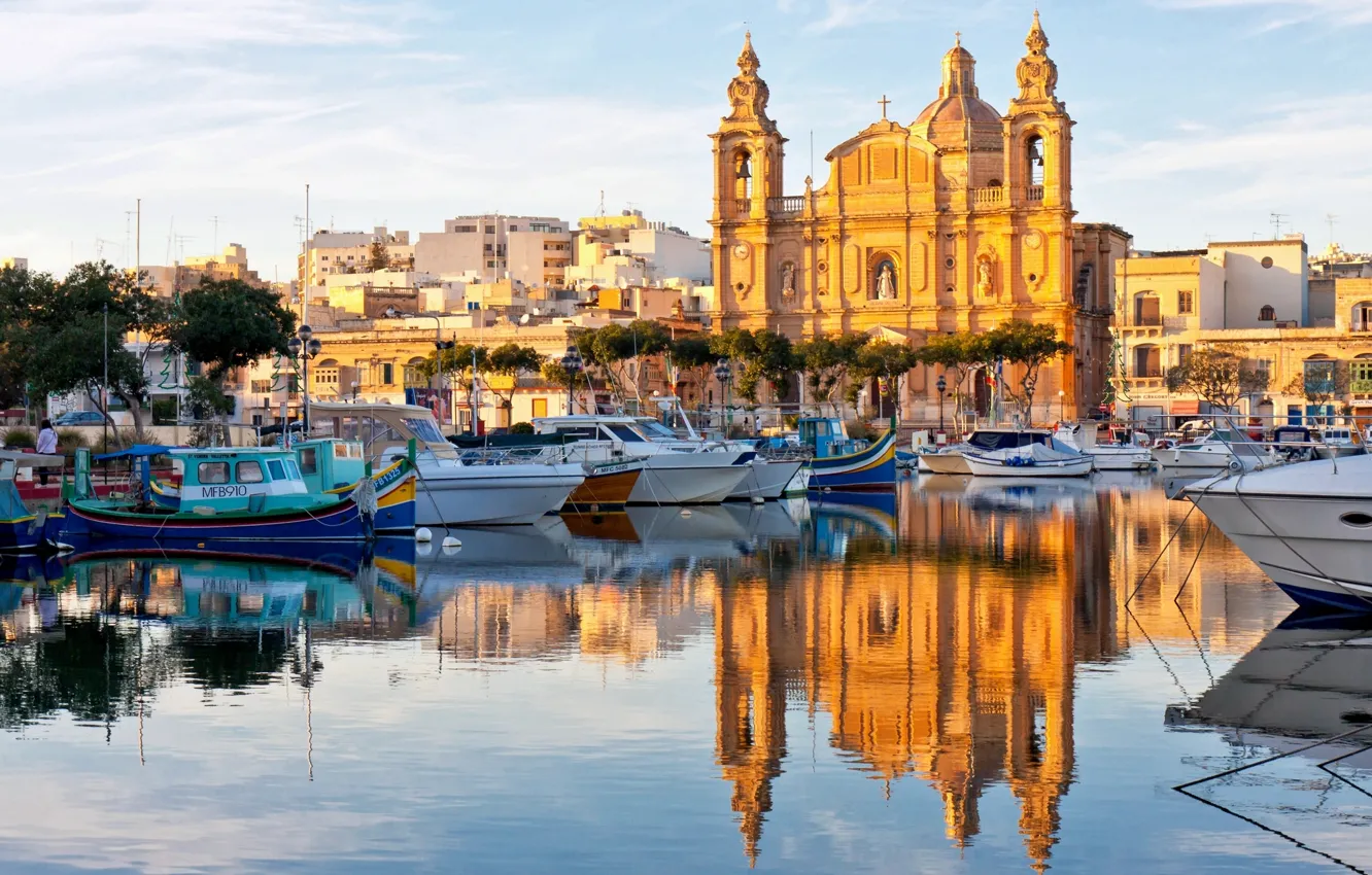 Photo wallpaper reflection, boat, boat, Cathedral, harbour, Malta, Malta, Valletta