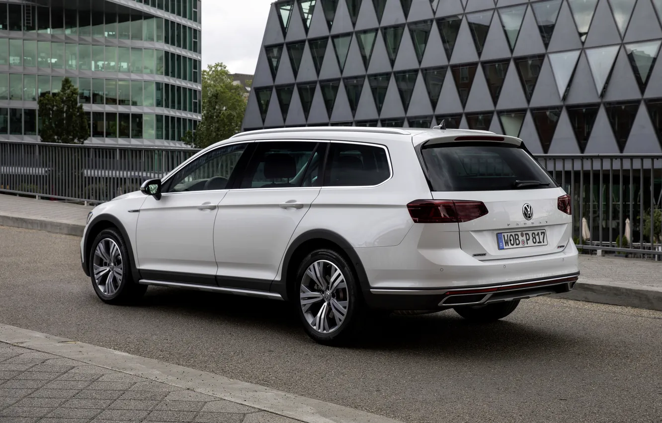 Photo wallpaper white, the city, Volkswagen, universal, Passat, Alltrack, 2019