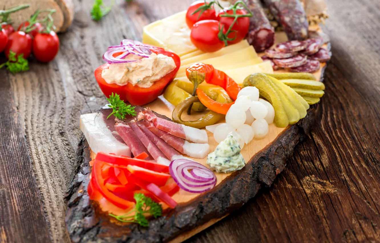 Photo wallpaper bow, bread, pepper, sausage, cucumbers, cuts, fat
