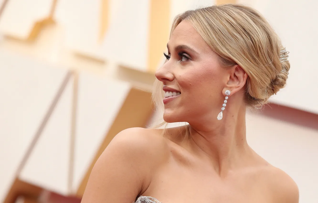 Photo wallpaper look, face, pose, portrait, makeup, actress, Scarlett Johansson, profile