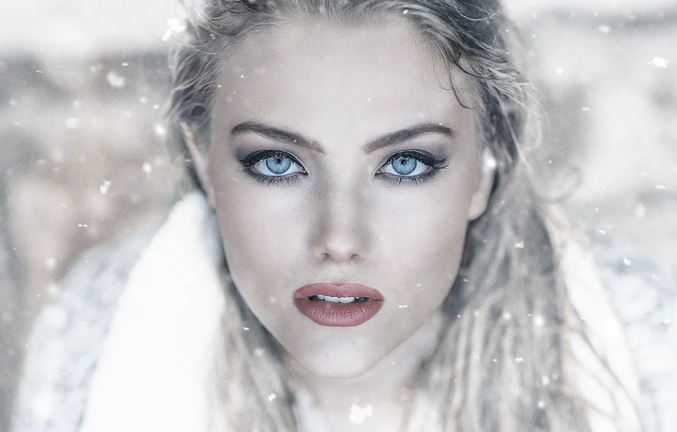 Photo wallpaper girl, photo, photographer, blue eyes, snow, model, bokeh, lips