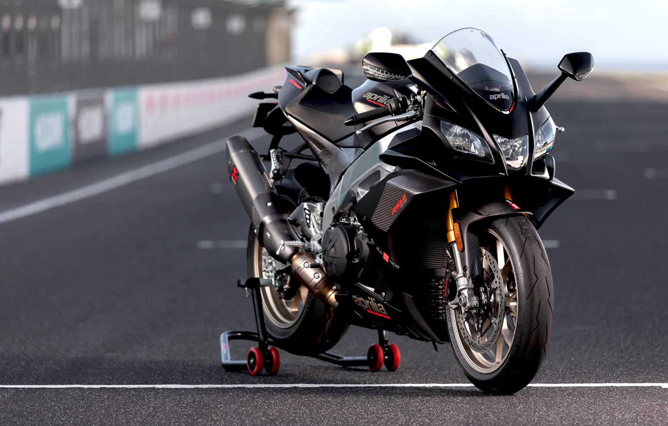 Photo wallpaper aprilia, road, track, racing track, aprilia rsv4