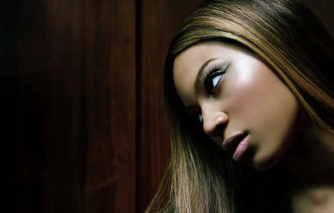 Photo wallpaper sadness, look, girl, singer, beyonce, black, singer