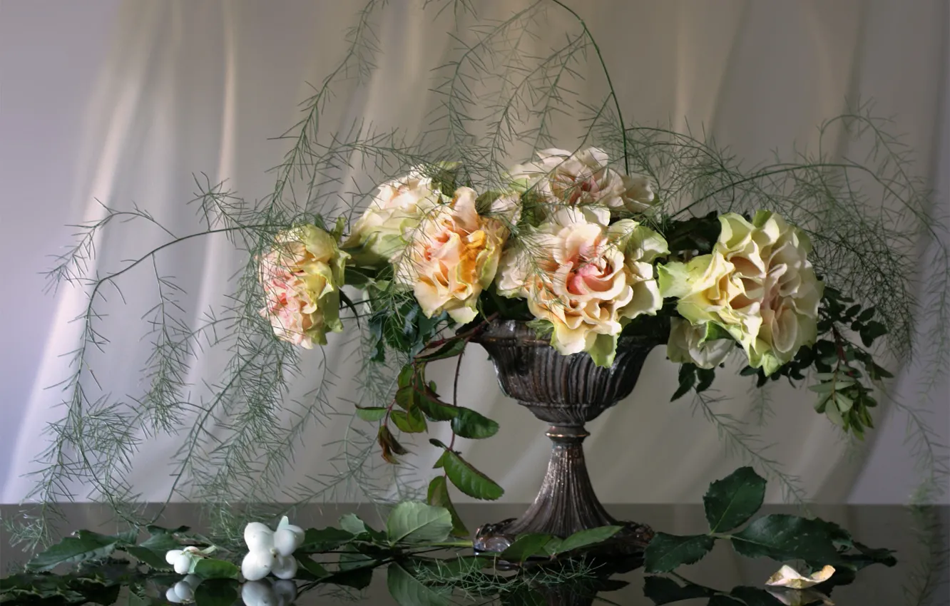 Photo wallpaper flowers, table, roses, vase, curtain
