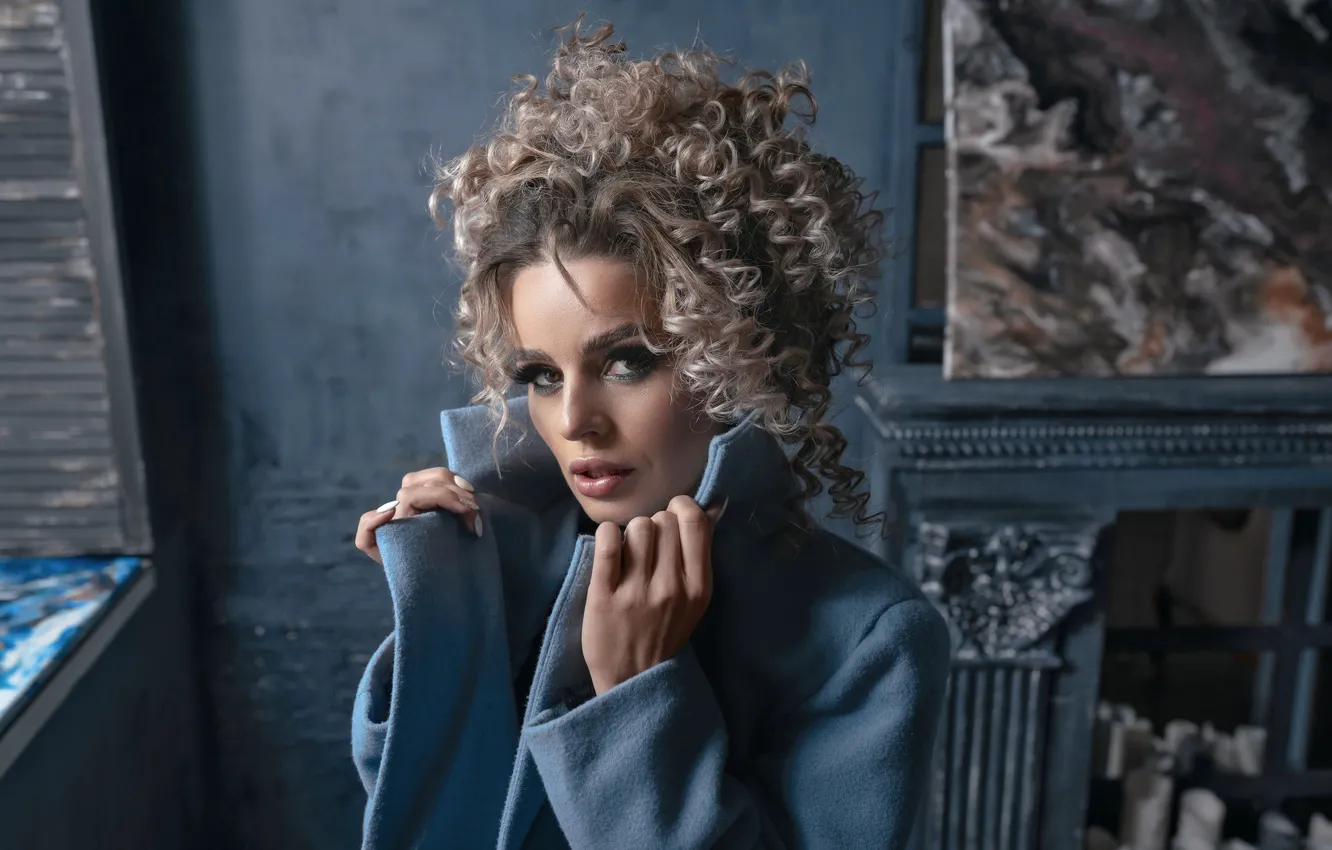 Photo wallpaper look, girl, face, pose, portrait, makeup, curls, Vadim Mironov