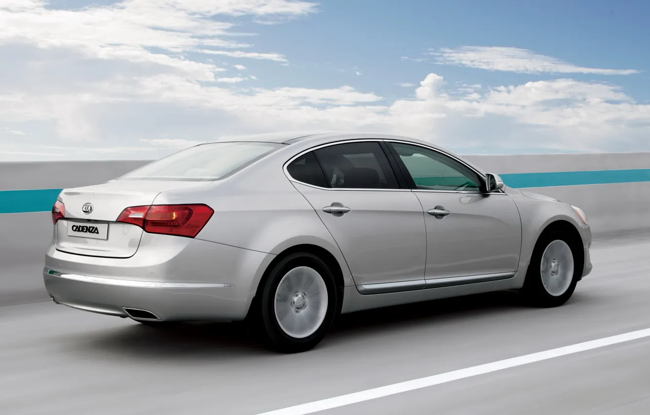 Photo wallpaper the sky, speed, Kia, Kia, the rear part, silvery, Cadenza, Cadenza