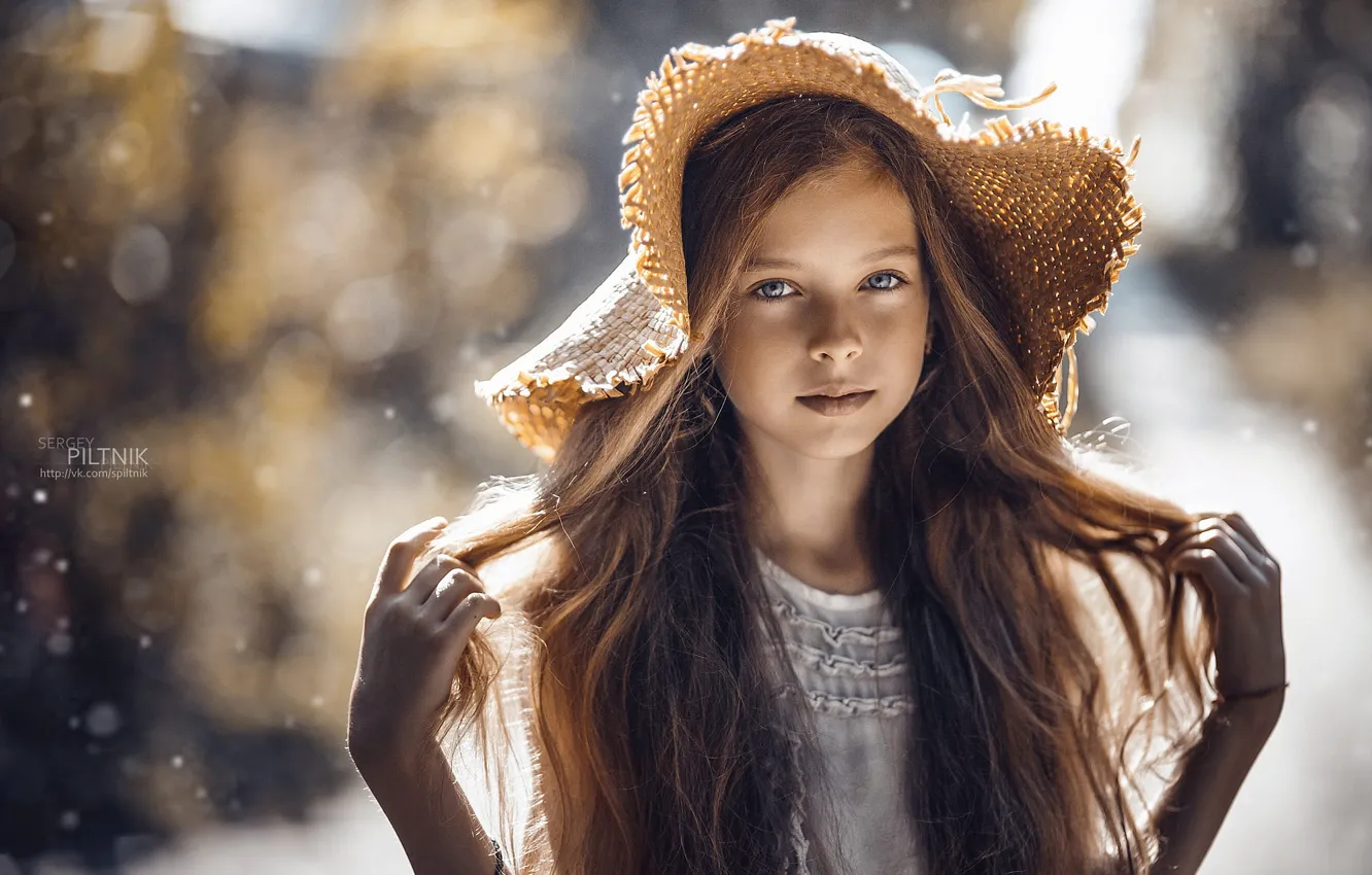 Photo wallpaper girl, straw hat, blur bokeh