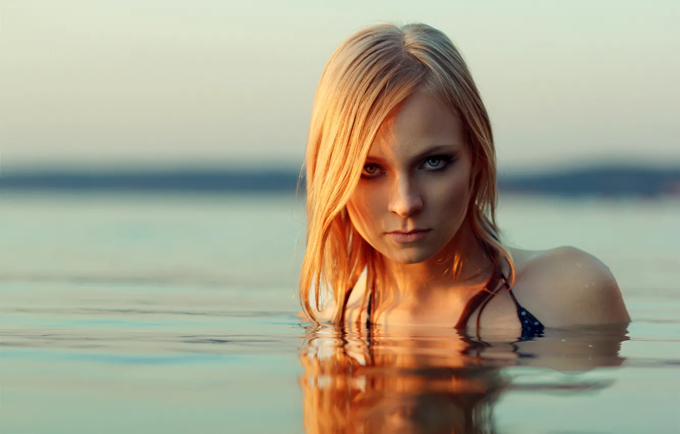 Photo wallpaper look, the sun, model, portrait, wet, makeup, hairstyle, blonde