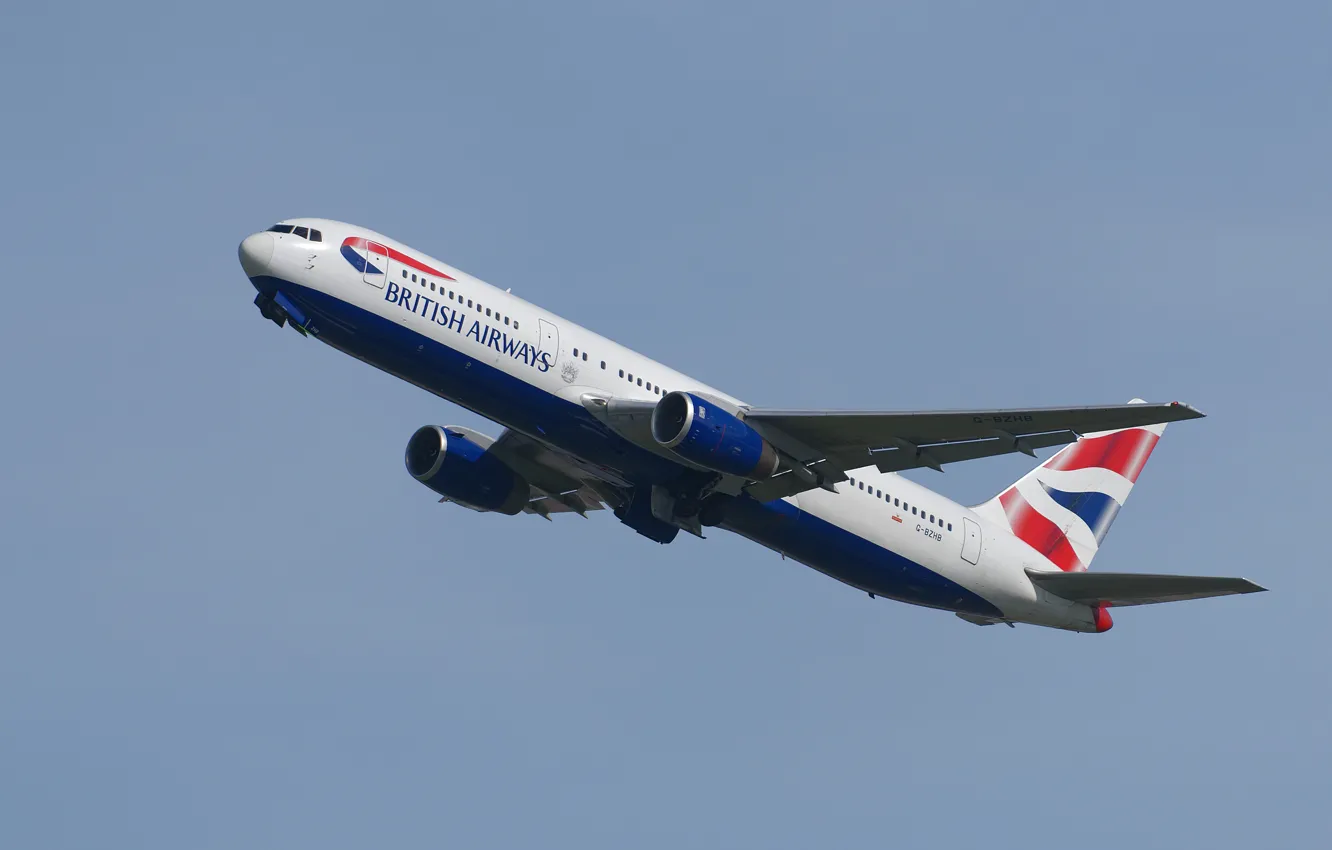 Photo wallpaper Boeing, flight, the plane, liner, British Airways, 777-236/ER