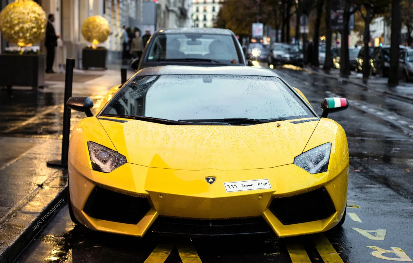 Photo wallpaper Lamborghini, Paris, France, V12, Yellow, LP700-4, Aventador, Supercar