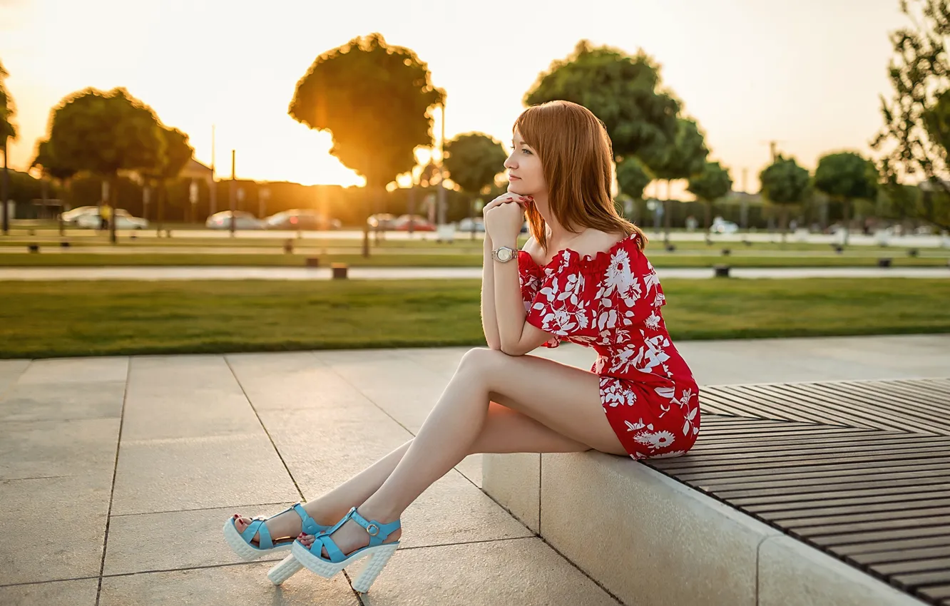 Photo wallpaper road, girl, the sun, trees, pose, lawn, street, model