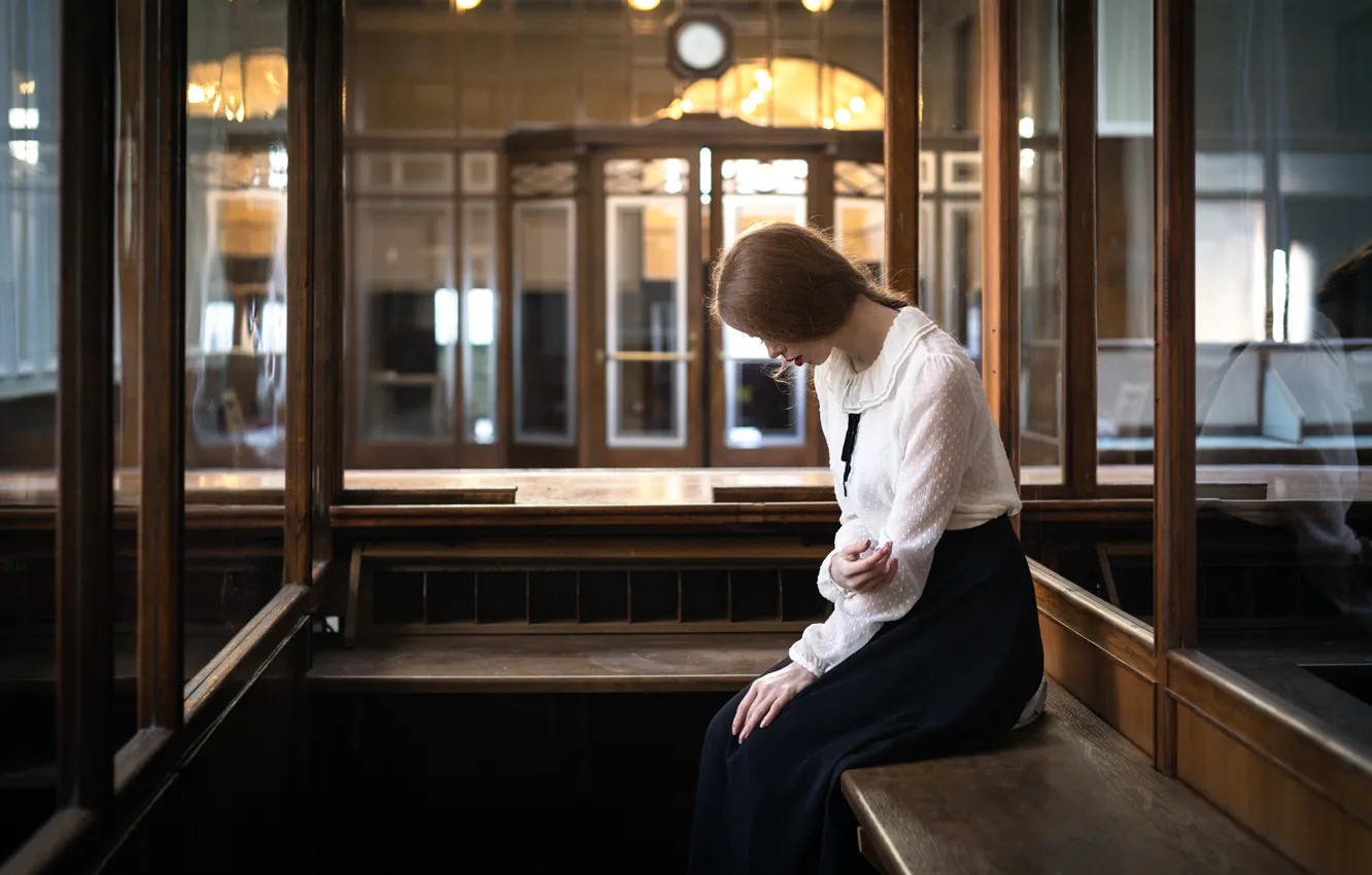 Photo wallpaper girl, bench, longing, Sandra Plajzer