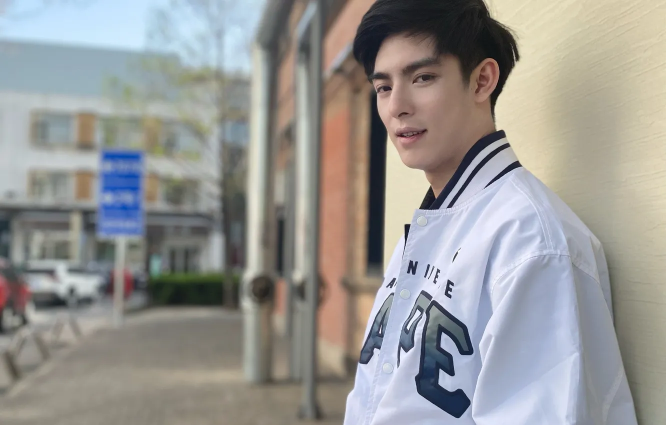 Photo wallpaper actor, on the street, Wang Haoxuan, Wang Hao Xuan, Wang Hao Xuan, Chinese actor