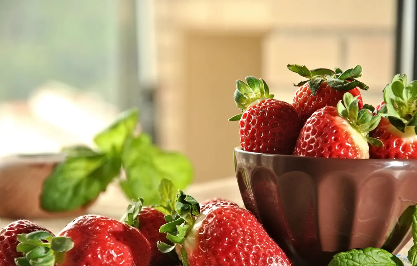 Photo wallpaper berries, background, strawberry, bowl