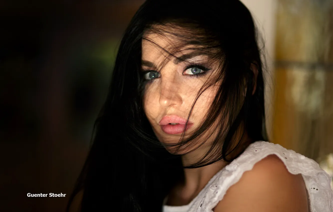 Photo wallpaper look, close-up, face, model, hair, portrait, makeup, brunette