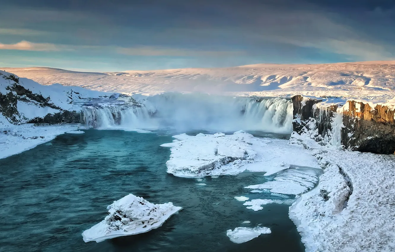 Photo wallpaper Iceland, Godafoss, Big Waterfall