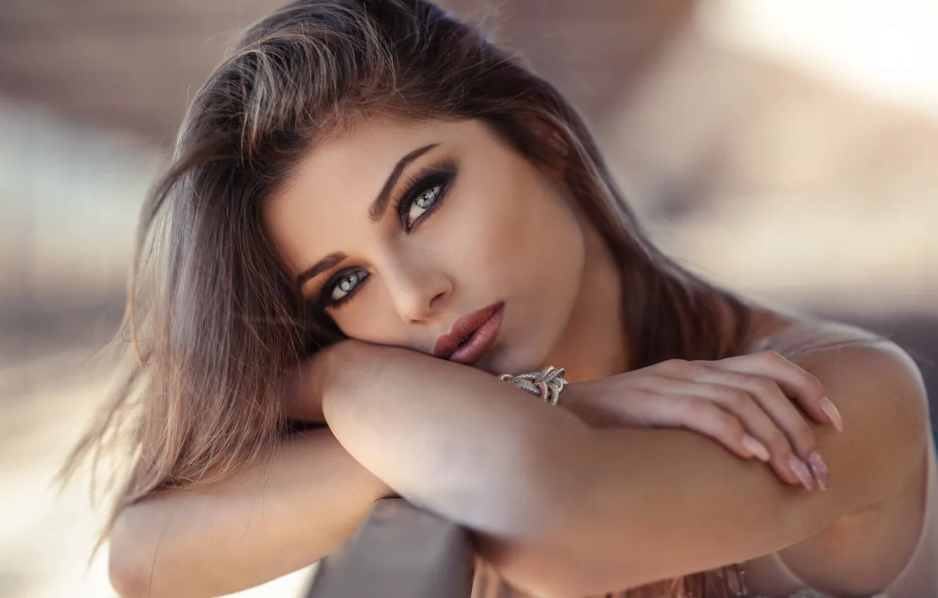 Photo wallpaper look, face, hands, makeup, Alessandro Di Cicco, Lina Valente