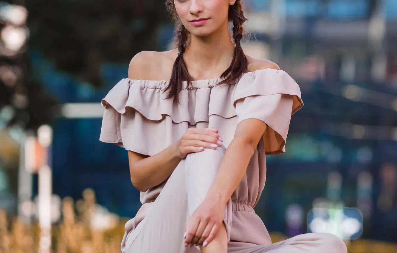 Photo wallpaper braids, sitting, Daria, Maciej Werbliński