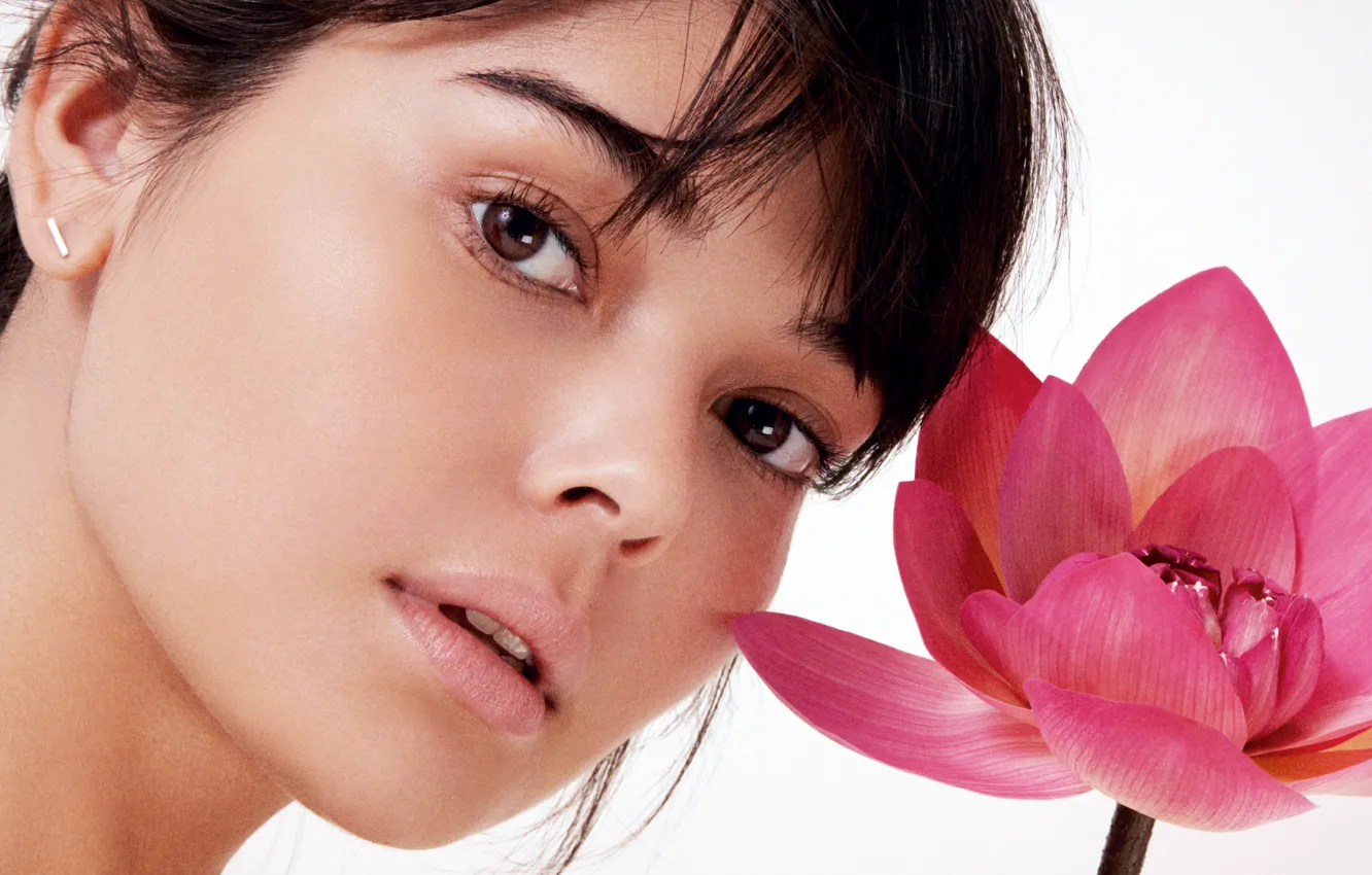 Photo wallpaper look, girl, face, Lotus, white background, closeup, perfume, Lotus Flower