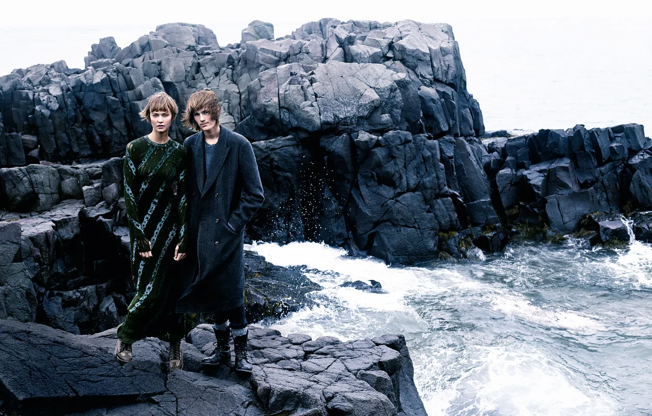 Photo wallpaper shore, Vogue, Karlie Kloss, Dylan Brosnan, Cold Beach