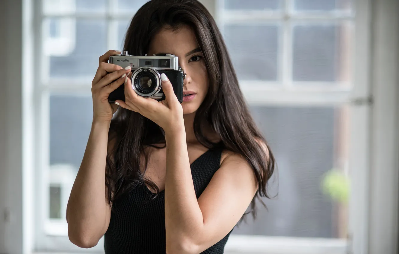 Photo wallpaper look, girl, face, hair, the camera