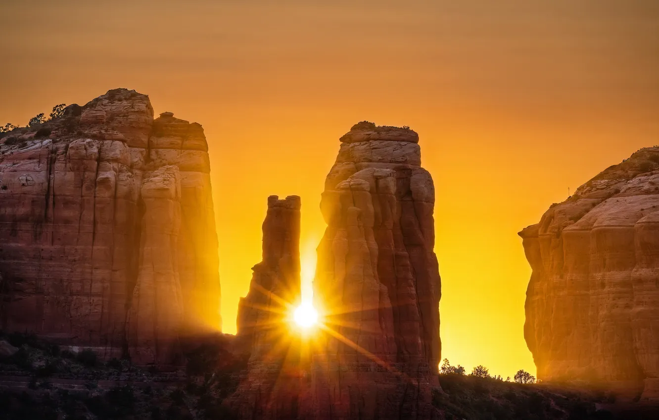 Photo wallpaper the sun, rays, light, mountains, stones, rocks, dawn, desert