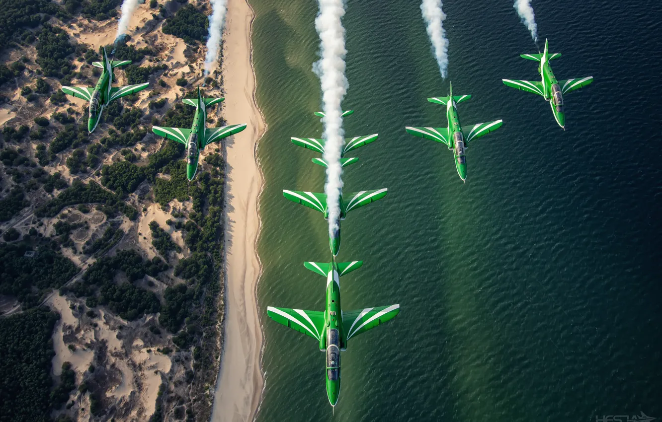 Photo wallpaper Sea, Smoke, Shore, Aerobatic team, Hawker Siddeley Hawk, Link, HESJA Air-Art Photography, Saudi Hawks