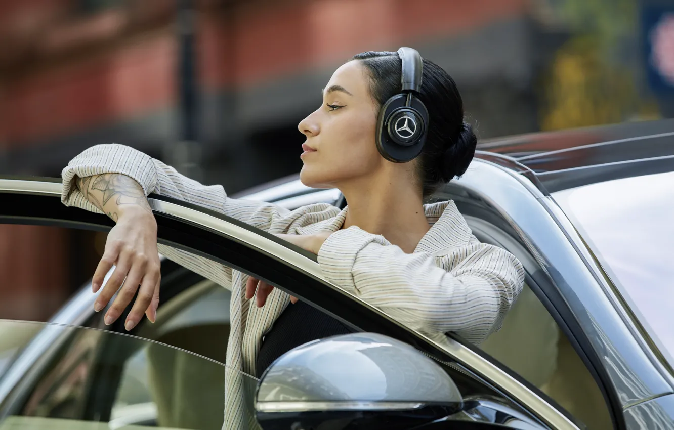 Photo wallpaper Mercedes-Benz, Girl, Headphones, Active Noise-Cancelling Wireless Headphones, Master and Dynamic, Mercedes-Benz AG, Wireless headphones with …